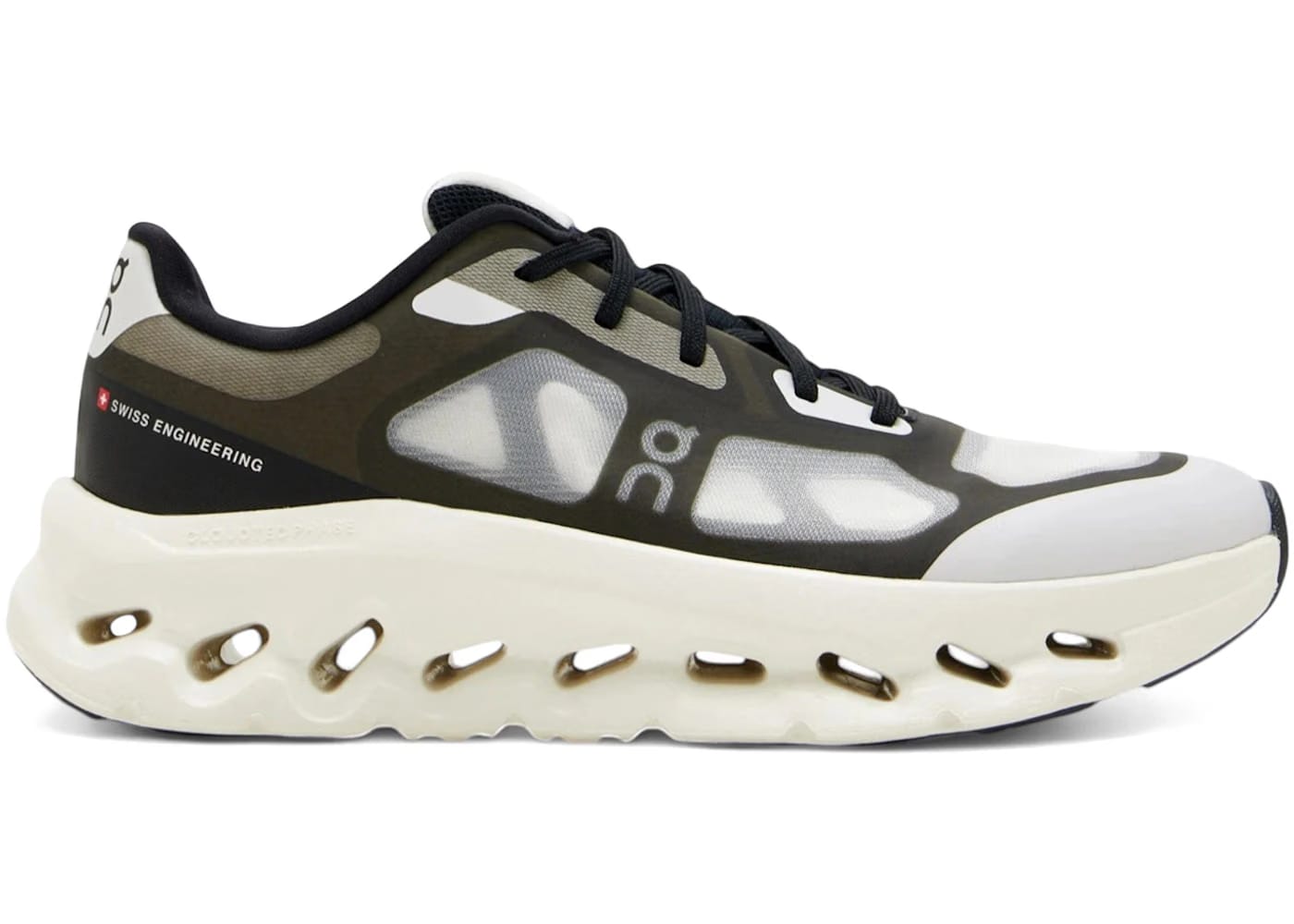 On Running Wmns Cloudtilt Remix Black Ivory