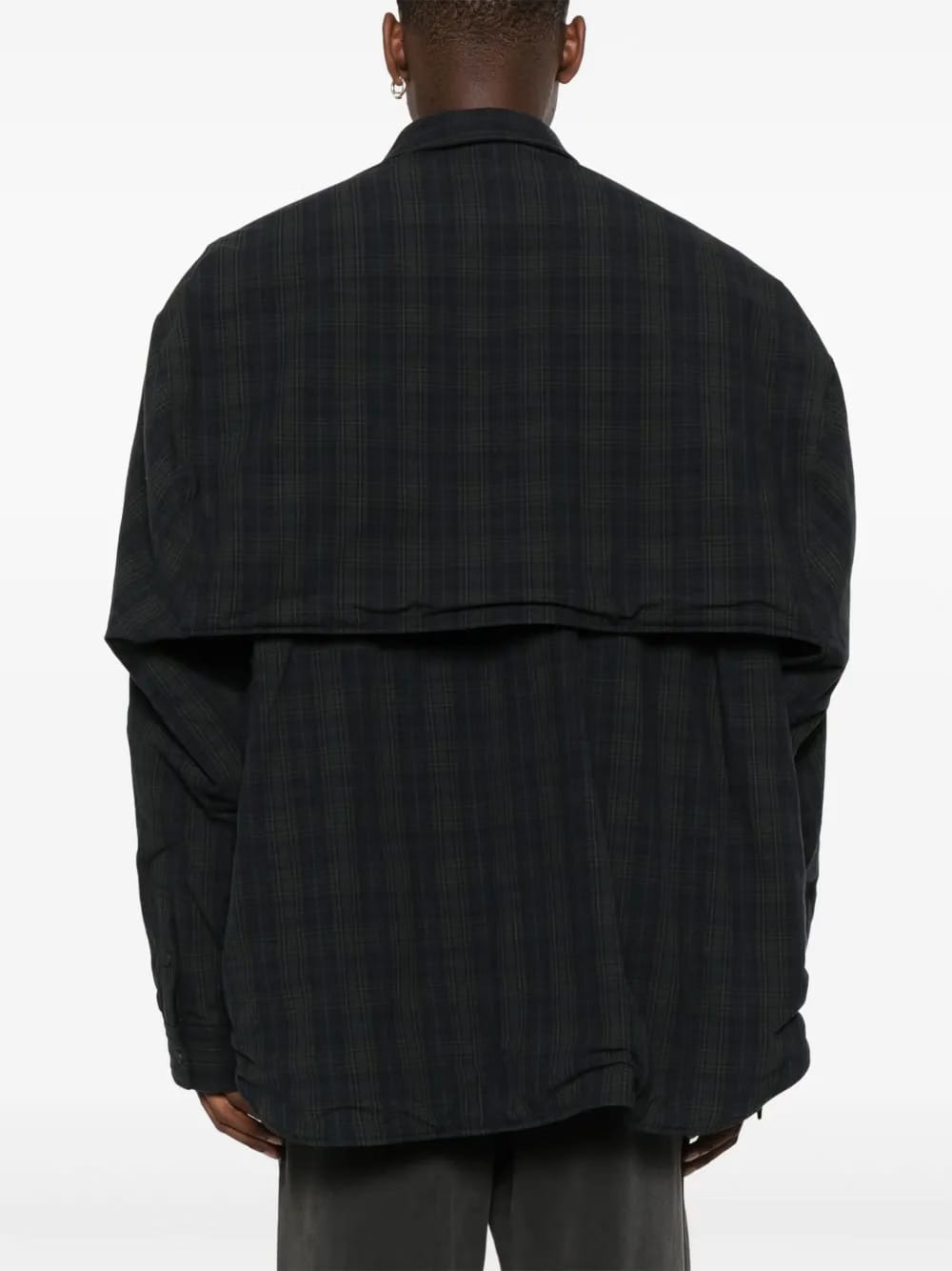 Shirt with removable sleeves
