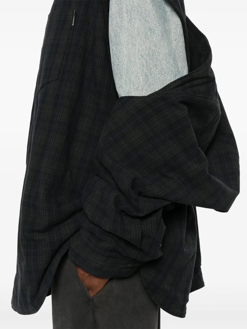 Shirt with removable sleeves