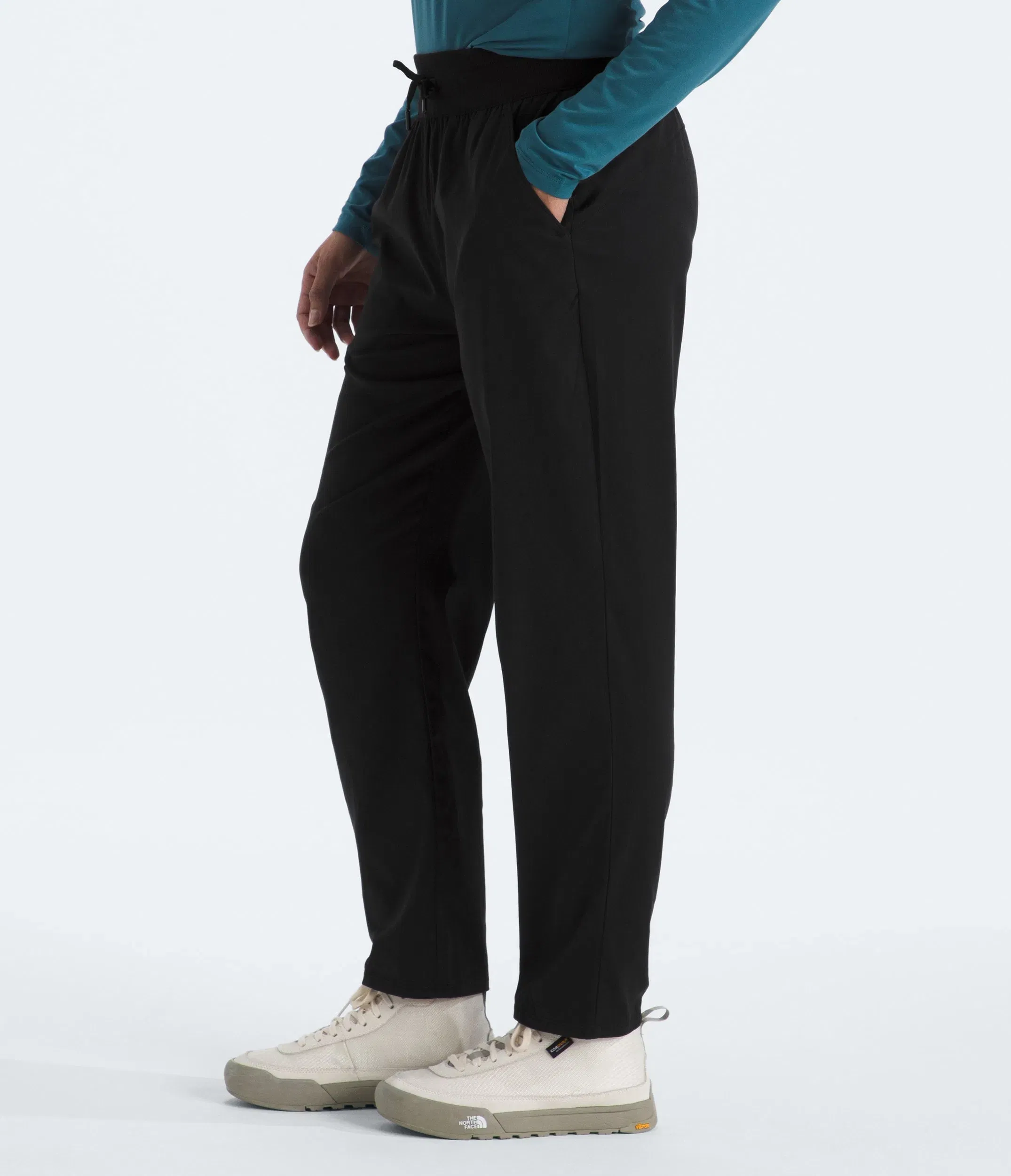The North Face Women’s Aphrodite Arise Ankle Pants TNF Black