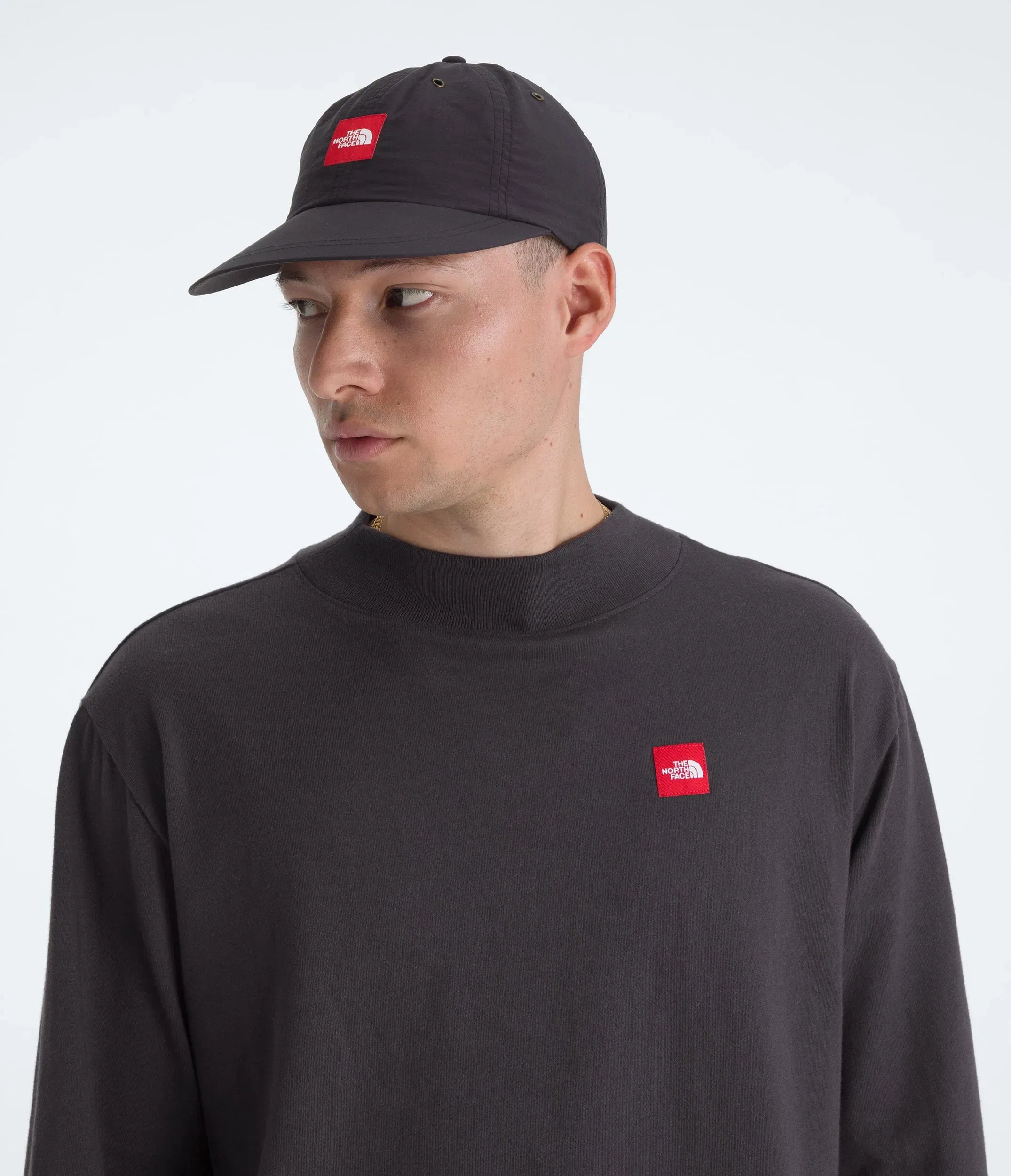 The North Face Men’s TNF™ Red Box Long-Sleeve Tee Obsidian
