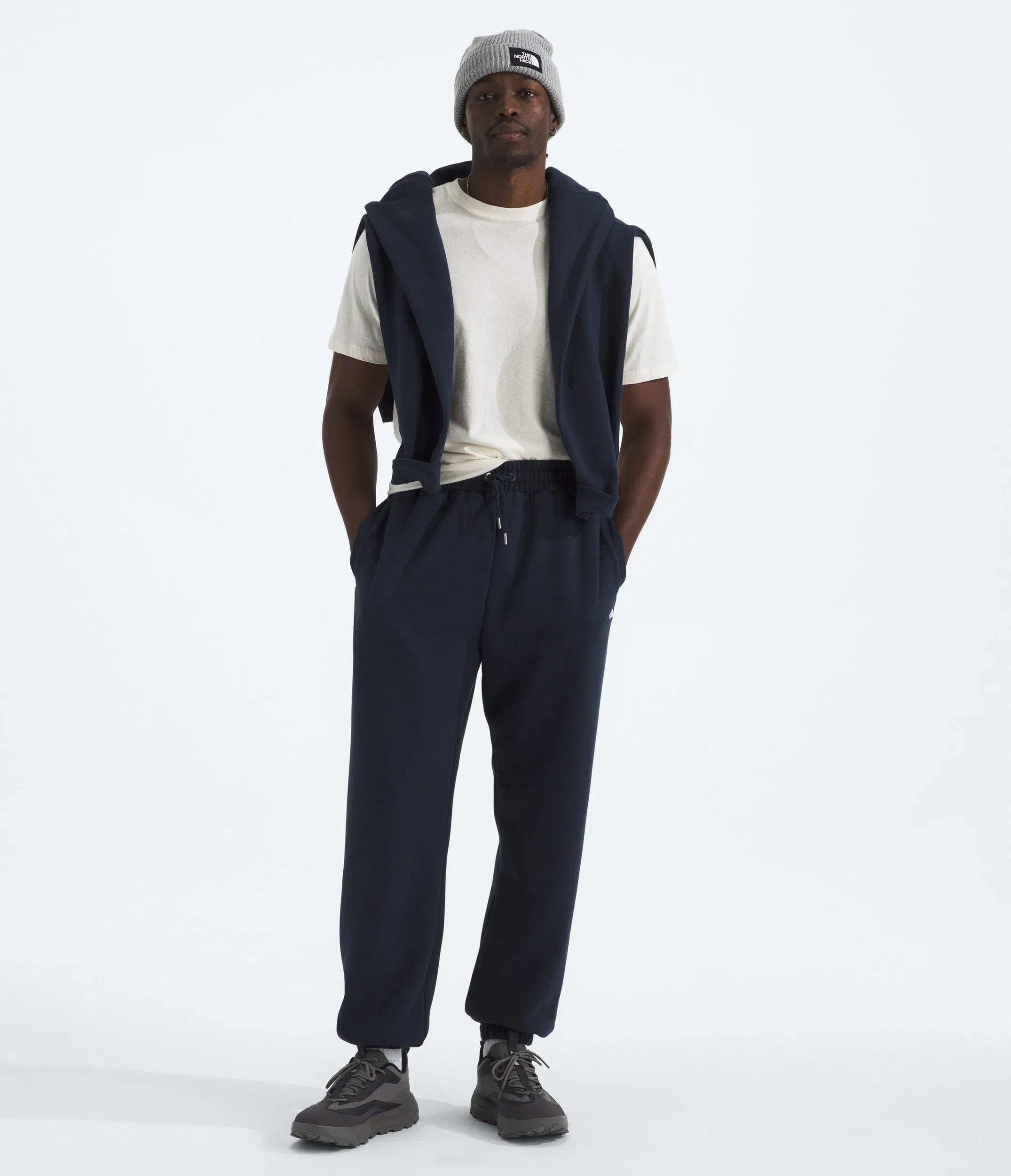 The North Face Men’s TNF™ Essential Simple Dome Relaxed Pants Summit Navy