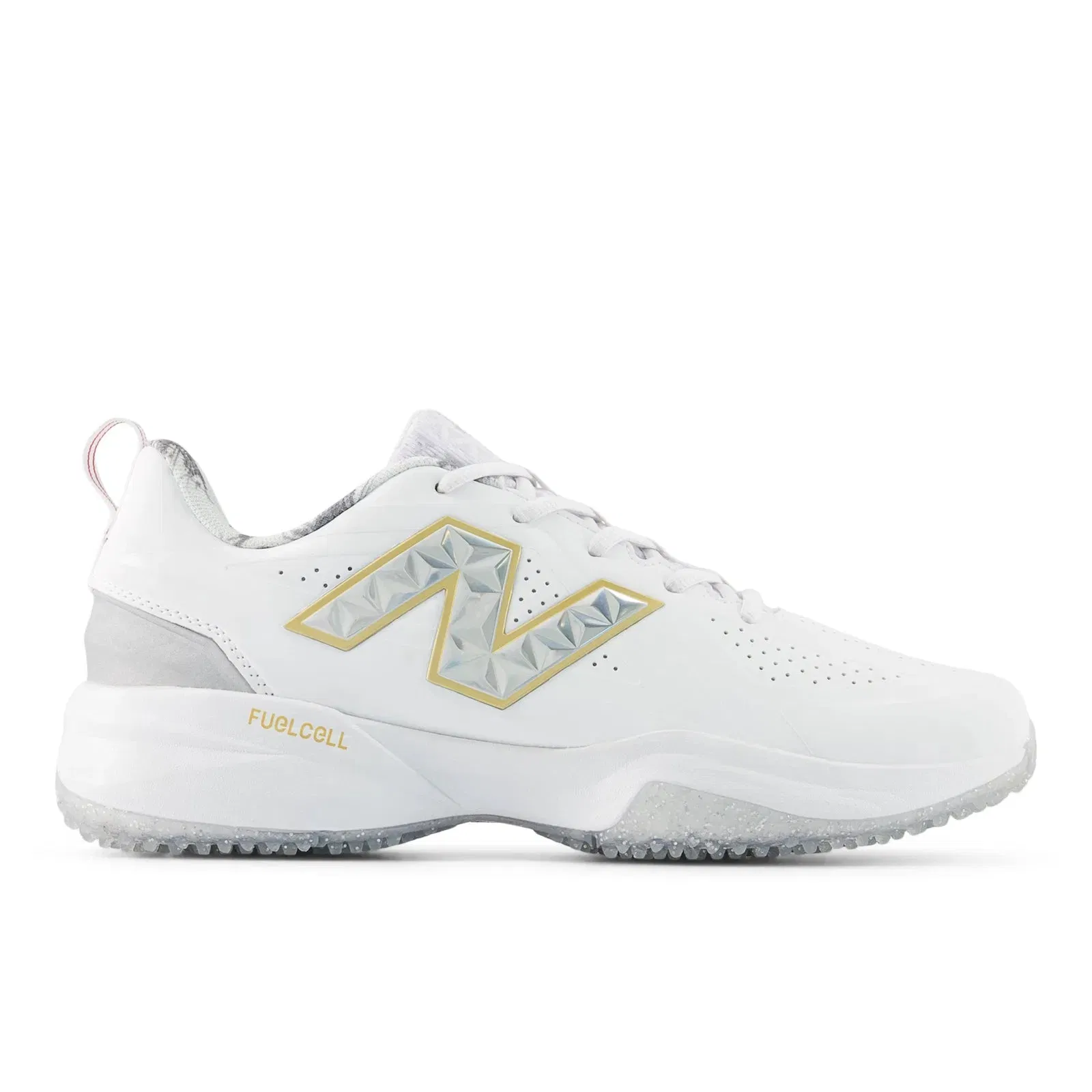 New Balance Fuse V5 Turf Ring Season White With Metallic Gold And Metallic Silver Womens White With Metallic Gold And Metallic Silver
