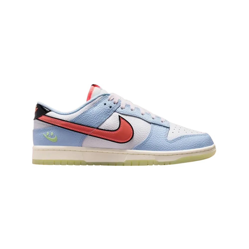 Nike Dunk Low Patent Leather 'Smiley Face'