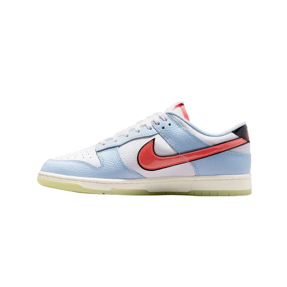 Nike Dunk Low Patent Leather 'Smiley Face'