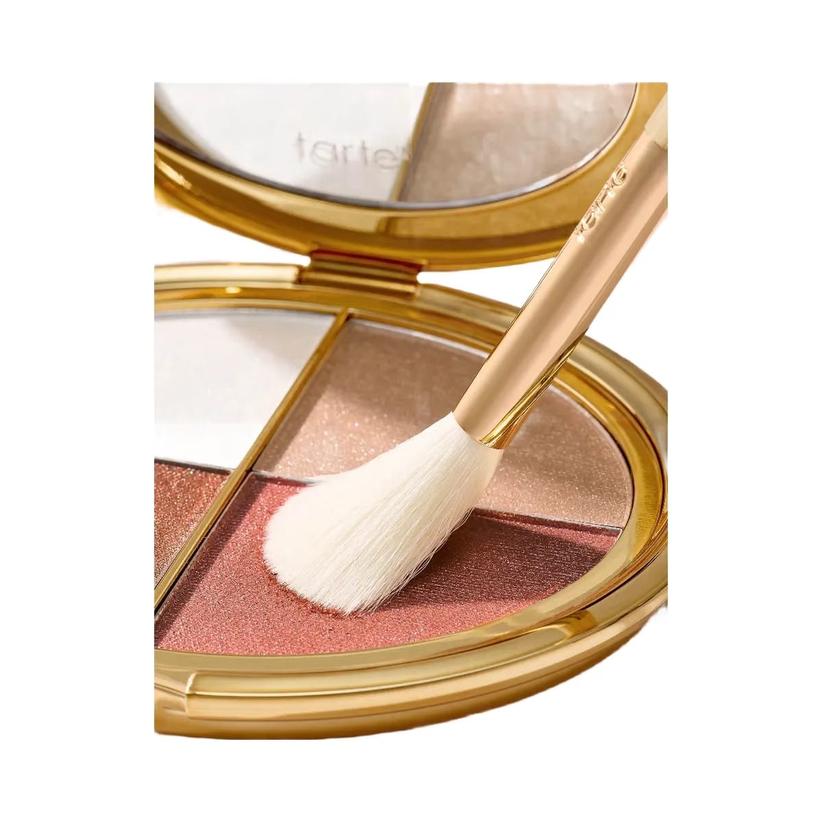 Tarte Glow Wardrobe Highlighting Brush