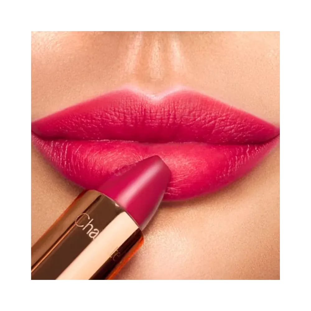 Charlotte Tilbury Matte Revolution Gracefully Pink