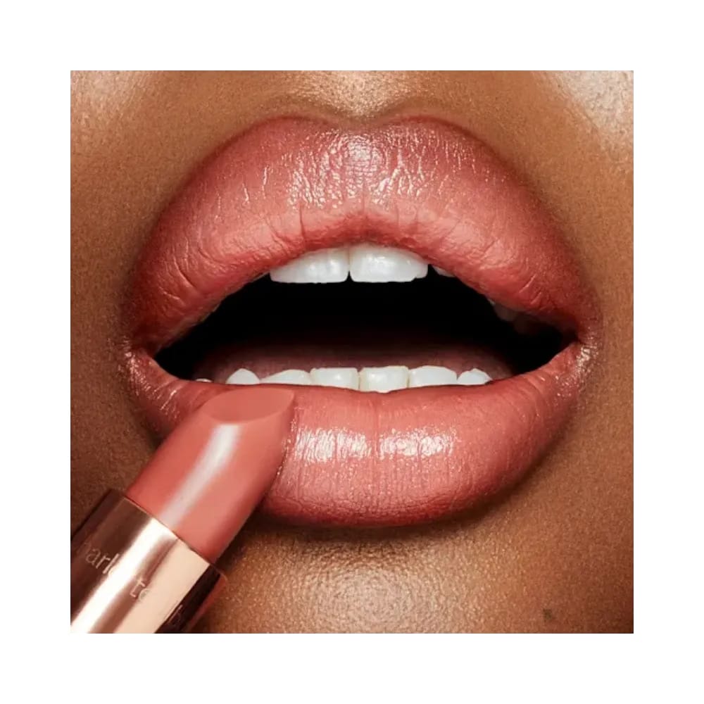 Charlotte Tilbury K.I.S.S.I.N.G Bitch Perfect