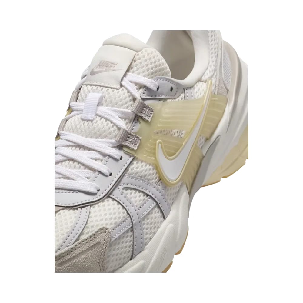 Nike V2K Run Phantom