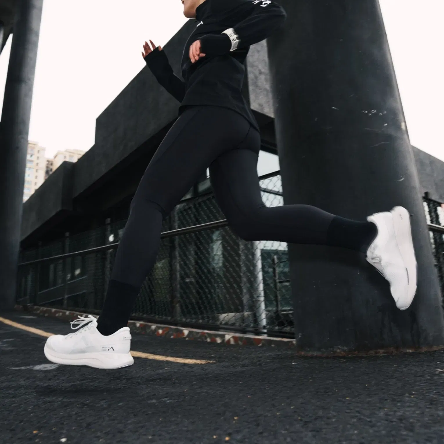 Mount To Coast P1 White Women's