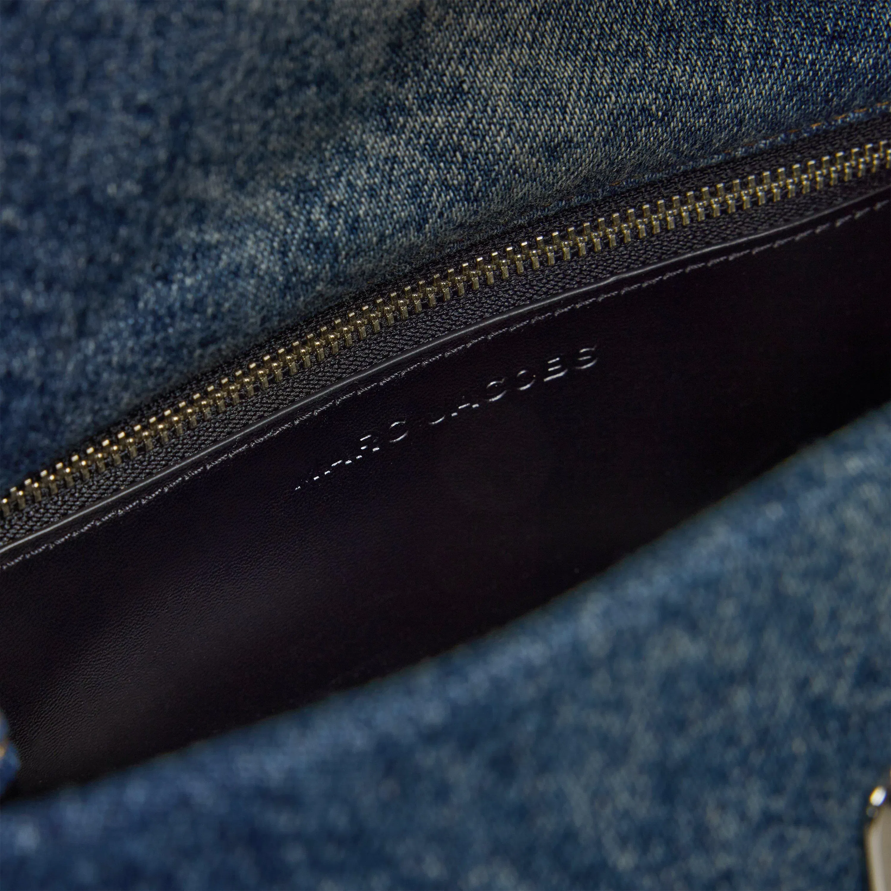 SqDaisy Chain Shoulder Bag