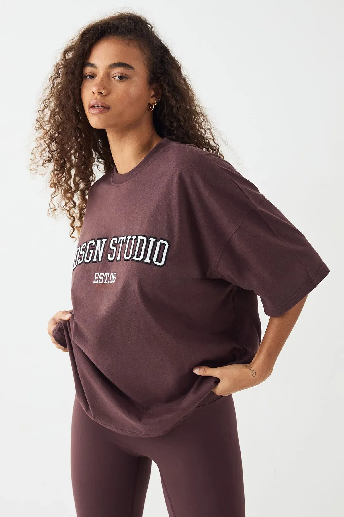 DSGN Studio Applique Oversized T-shirt