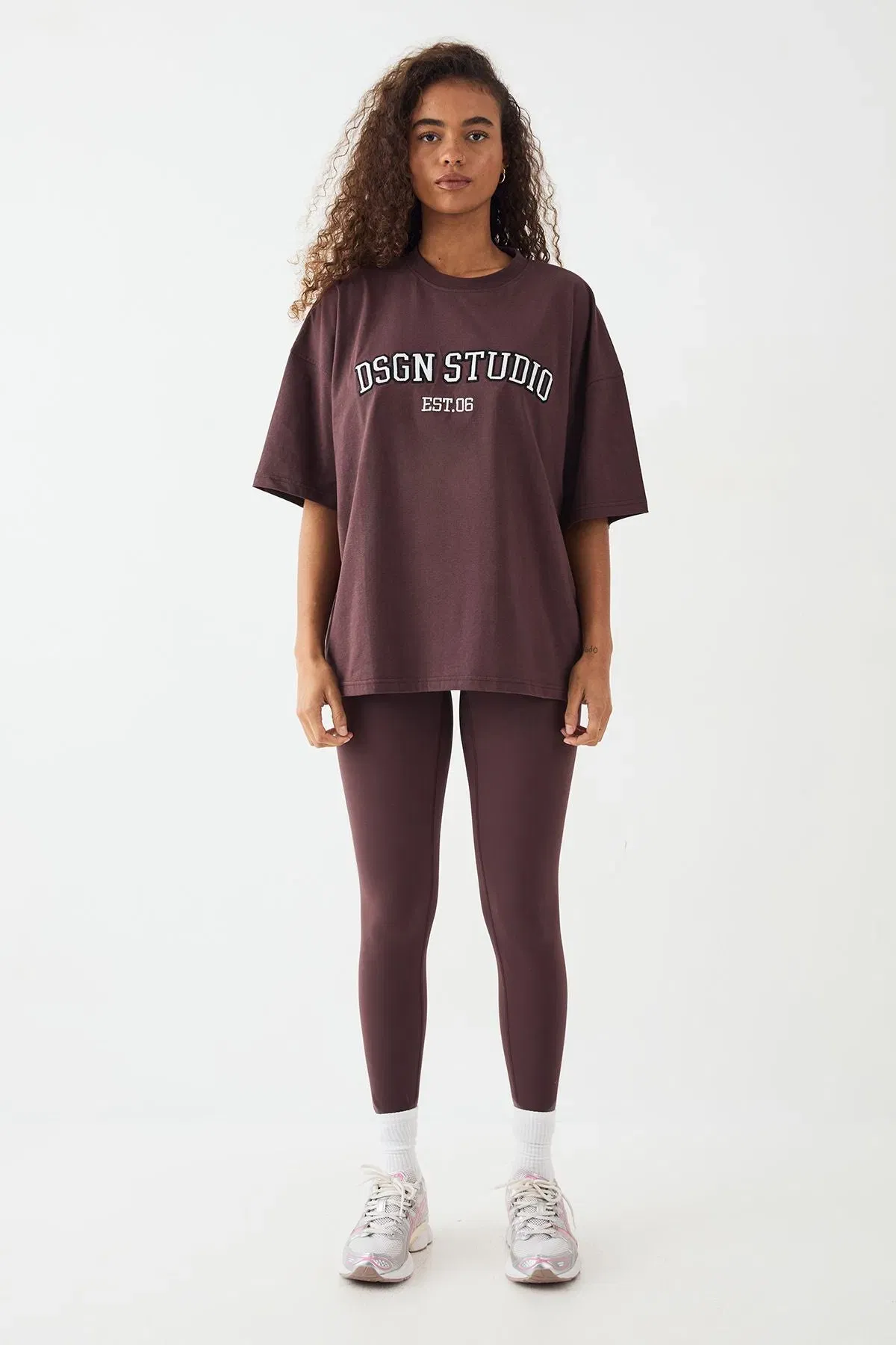DSGN Studio Applique Oversized T-shirt
