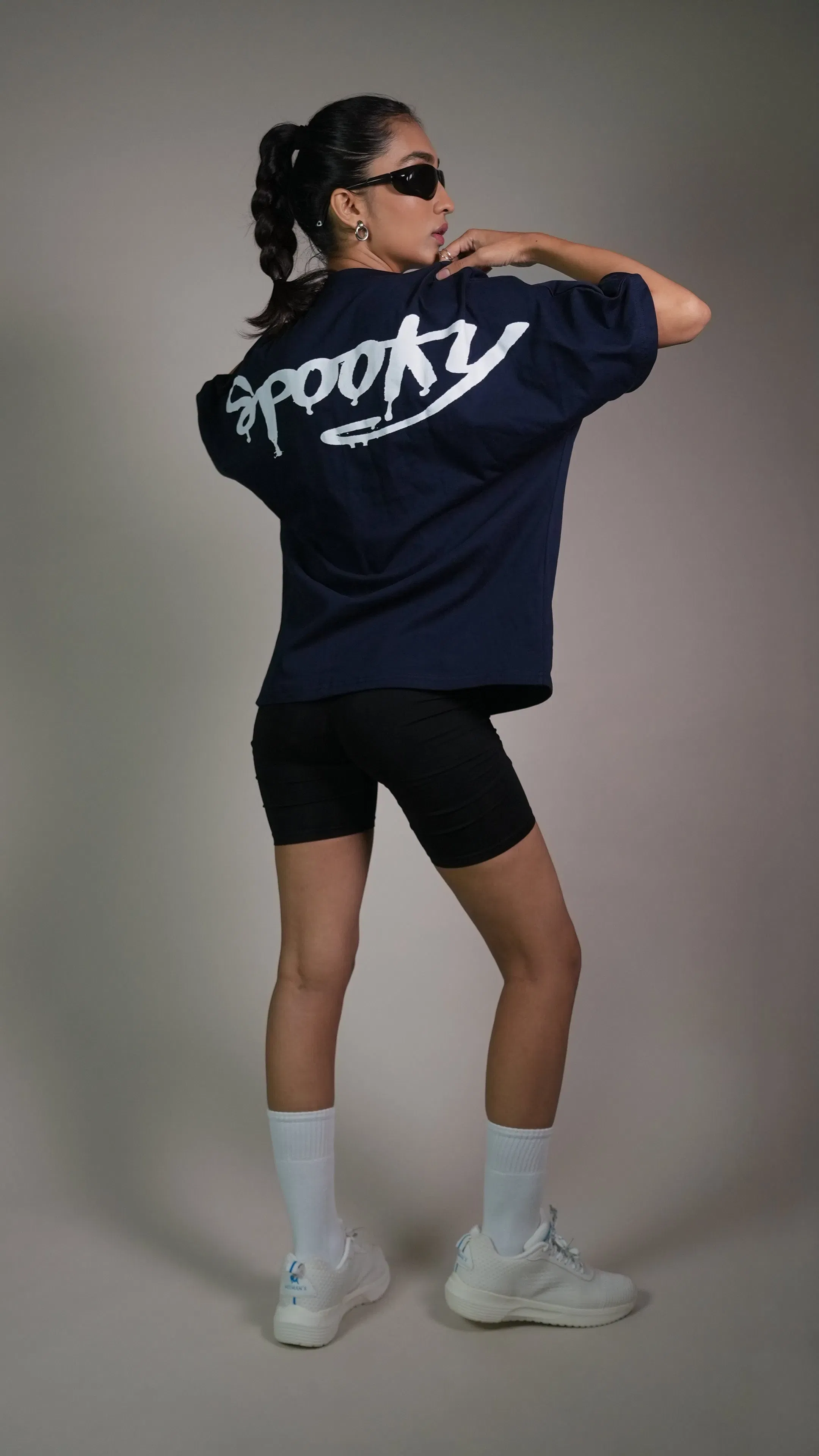 MIDNIGHT SPOOKY NAVY WOMEN’S OVERSIZED T-SHIRT