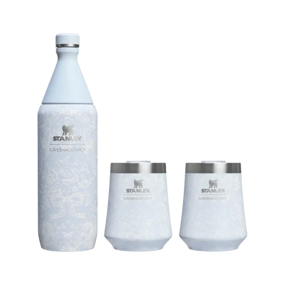 Stanley 1913 X Loveshackfancy Holiday Reserve All Day Wine Set Toscana Toile Alpine Blue 34 OZ