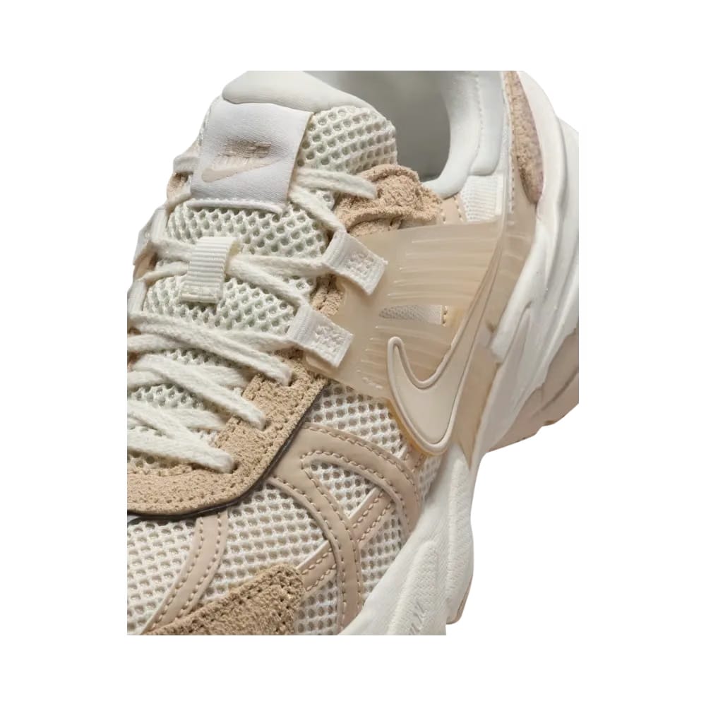 Nike V2K Run Sail