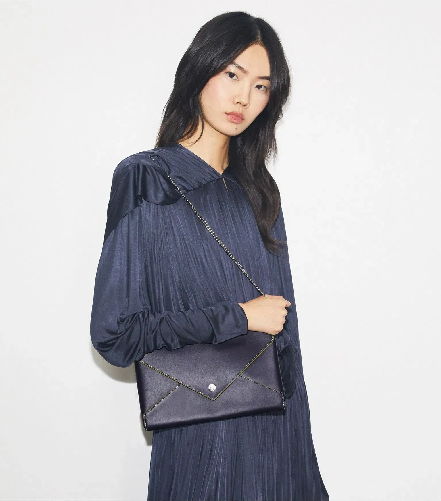 Smooth Leather Envelope Chain Pouch