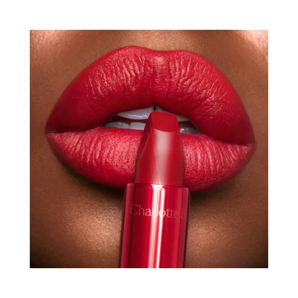 Charlotte Tilbury Matte Revolution Hollywood Vixen