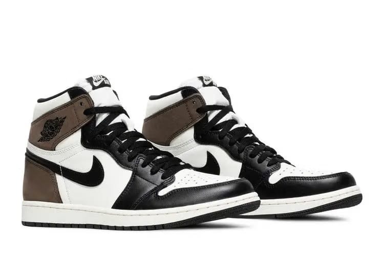 Air Jordan 1 Retro High OG Dark Mocha