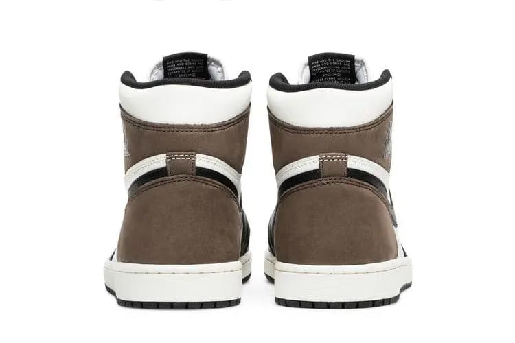 Air Jordan 1 Retro High OG Dark Mocha
