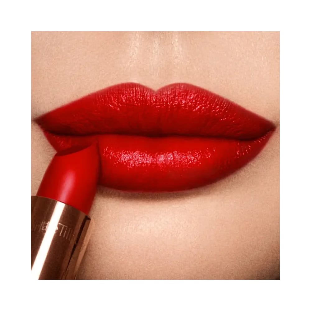 Charlotte Tilbury K.I.S.S.I.N.G So Red