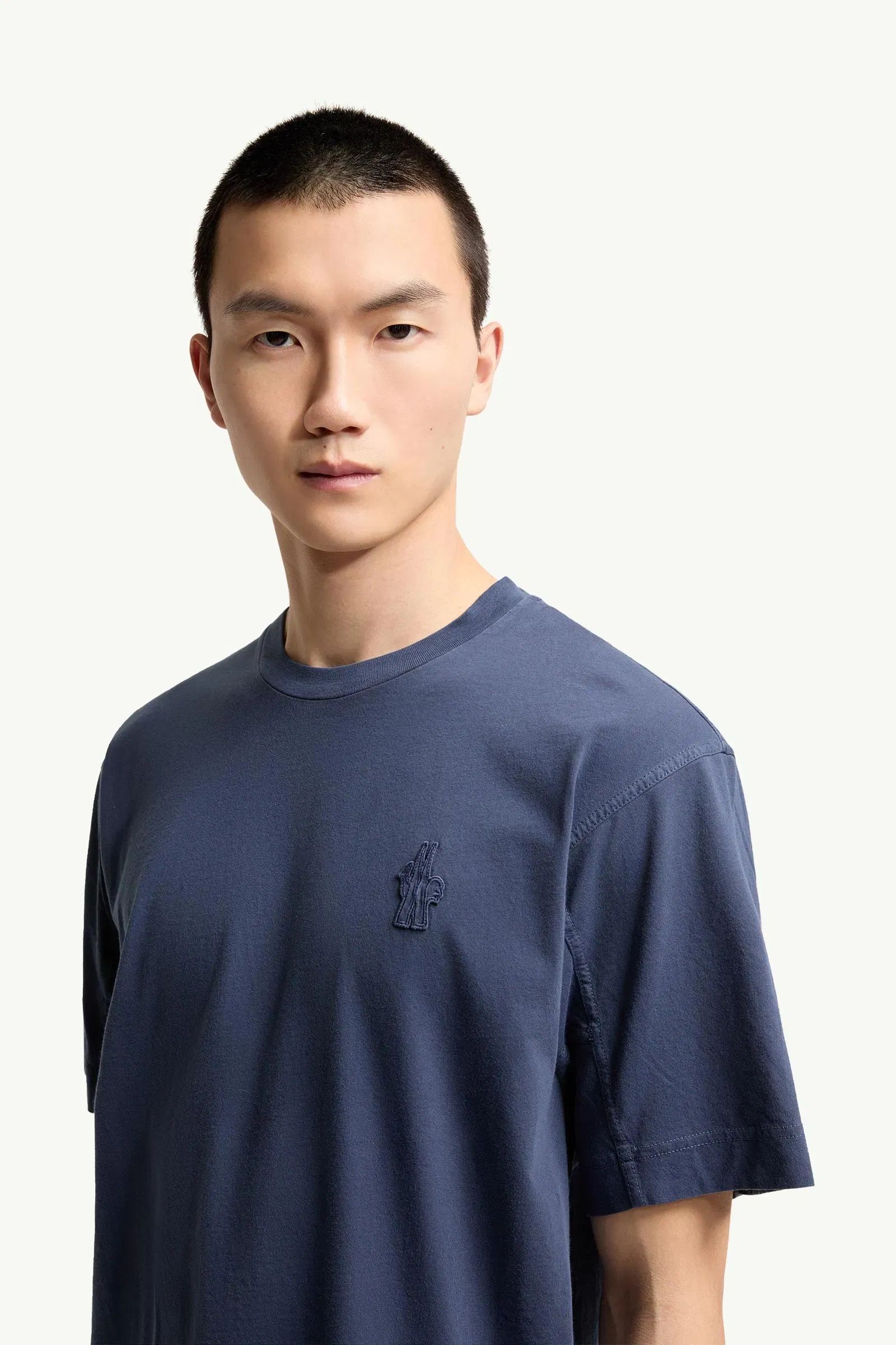Moncler Logo Patch Cotton T-Shirt Navy Blue Navy Blue