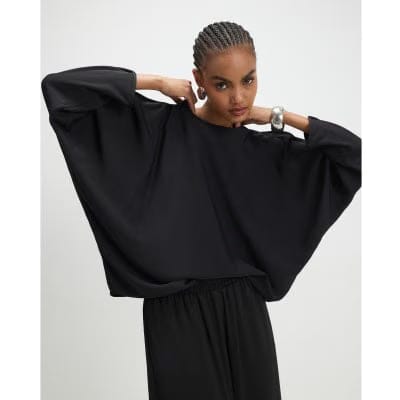 Black Long Sleeve Batwing Top