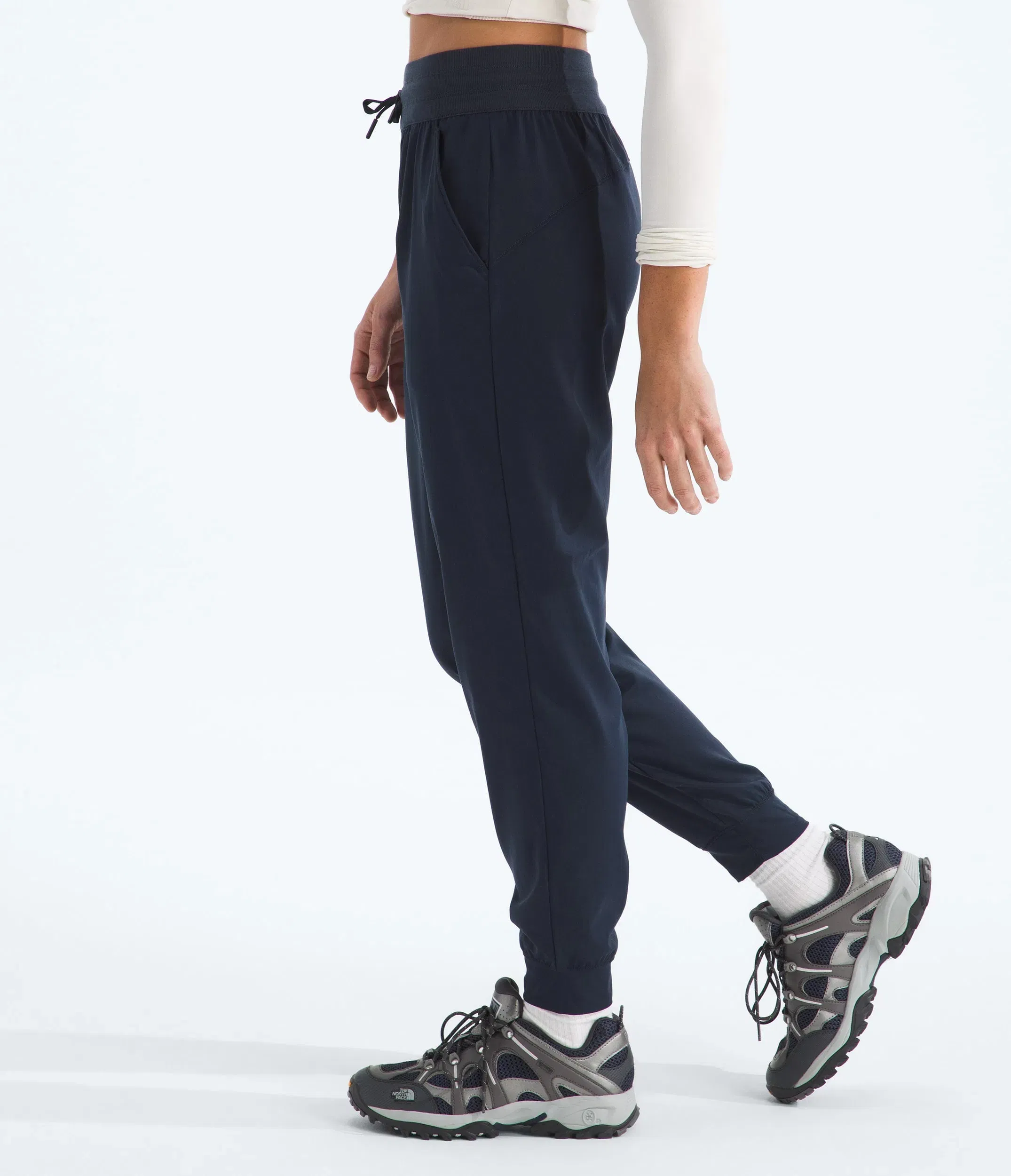 The North Face Women’s Aphrodite Arise Joggers Summit Navy