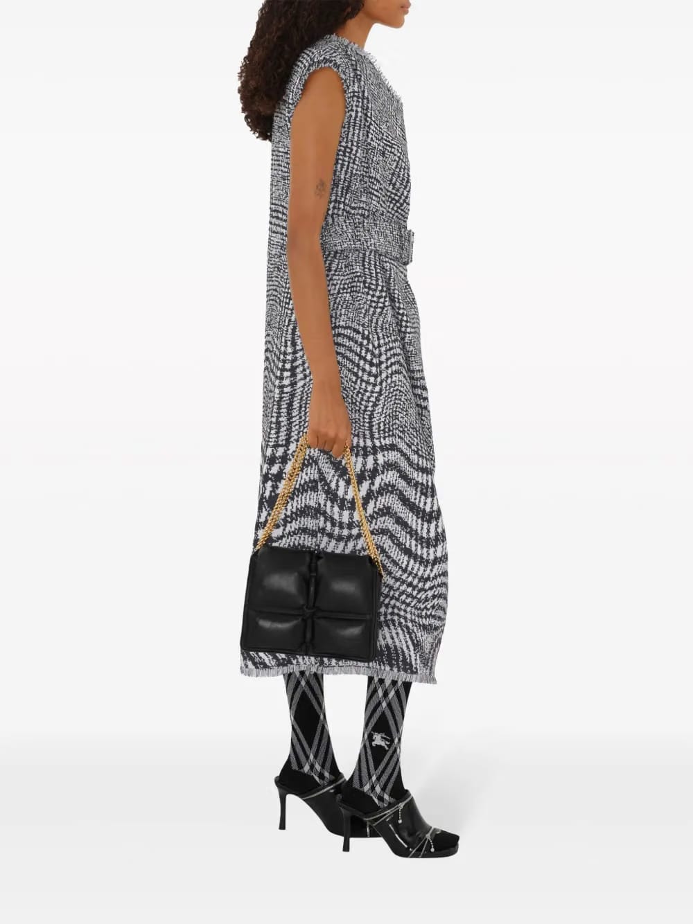 Snip quilted crossbody bag