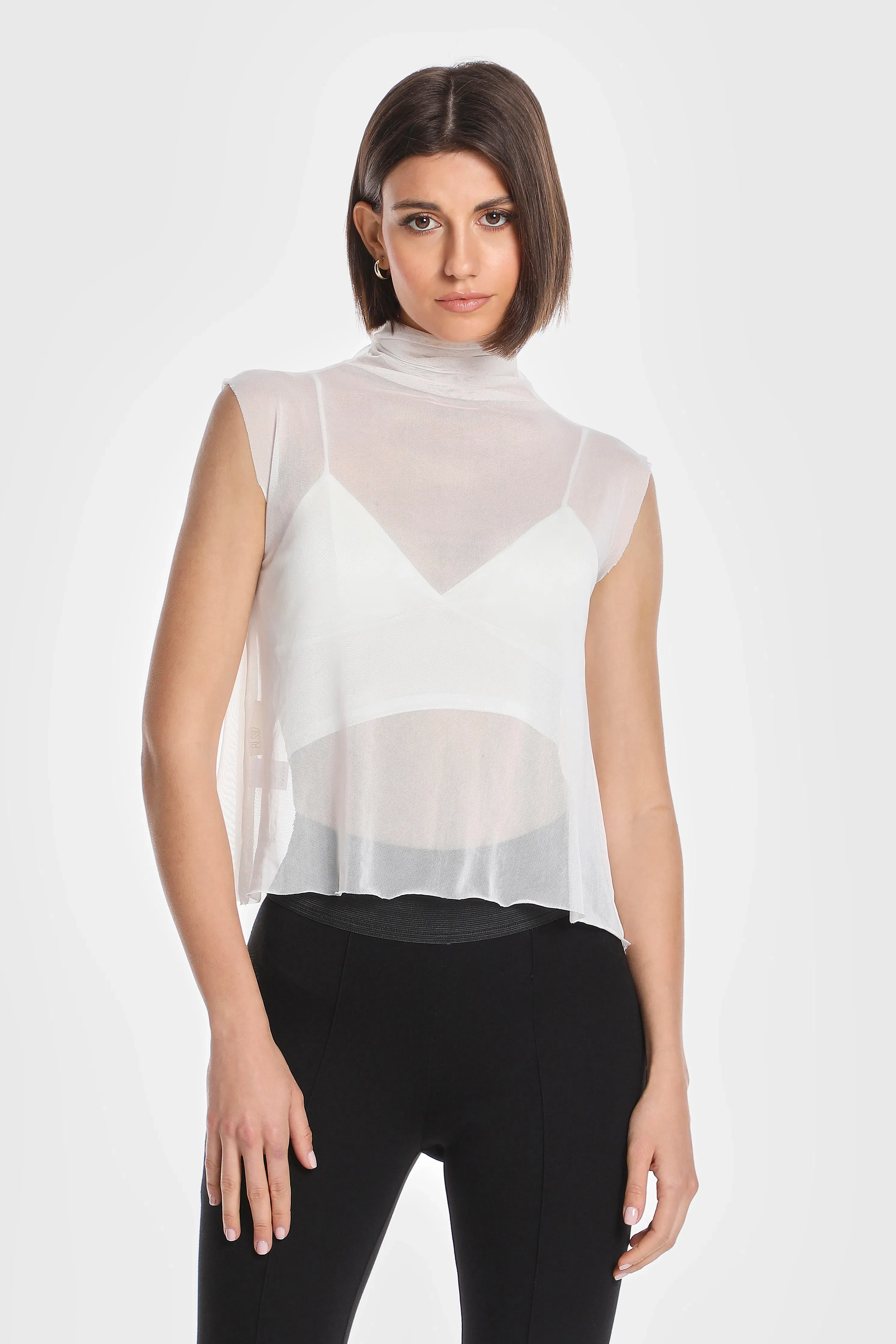 SHEER NET SLEEVELESS TURTLENECK TOP