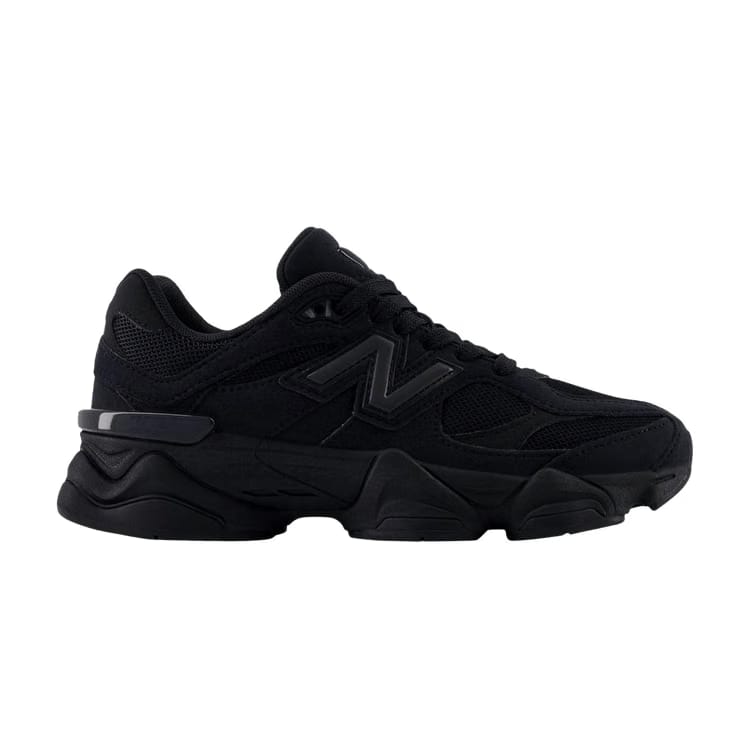 9060 Big Kid Triple Black Suede