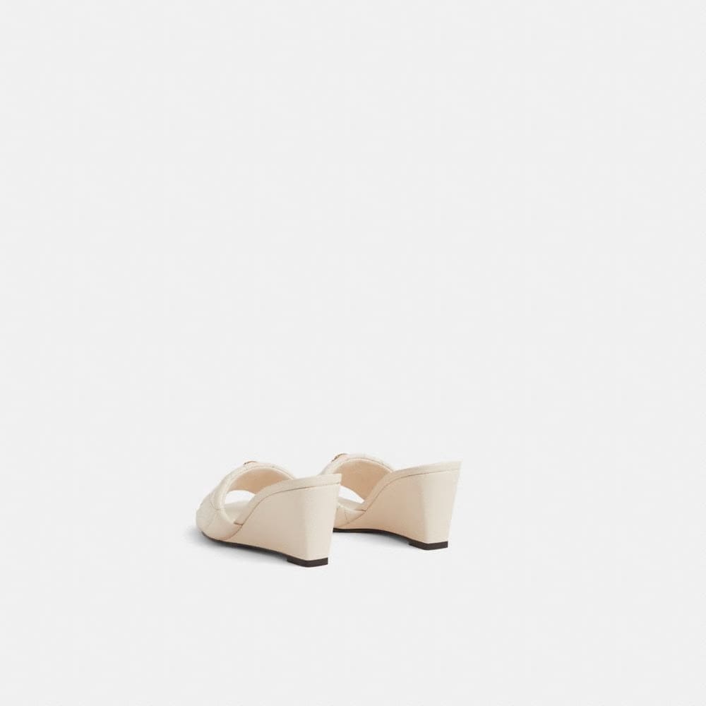 Restored Emma Wedge With Quilting