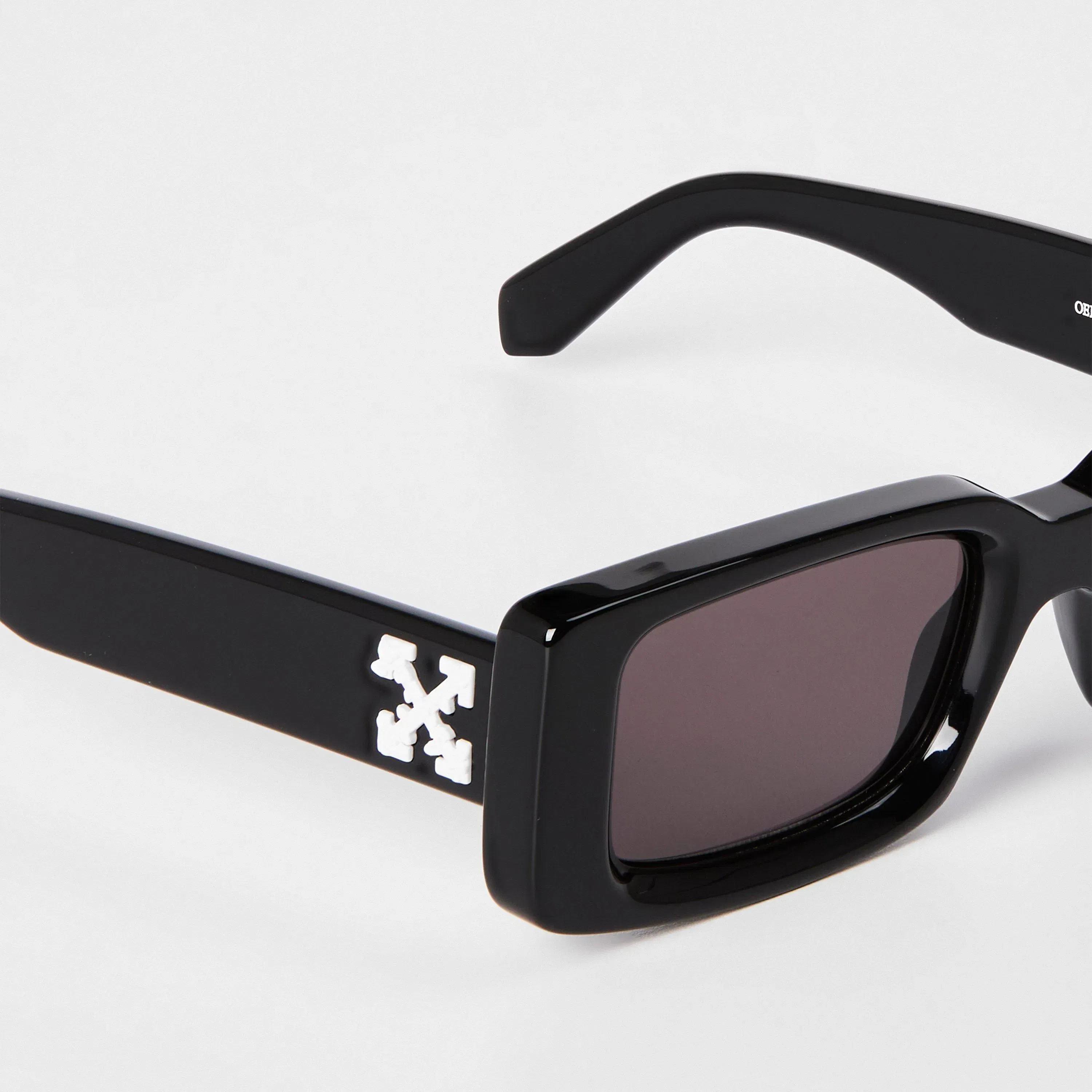 Arthur 53 Rectangle Sunglasses