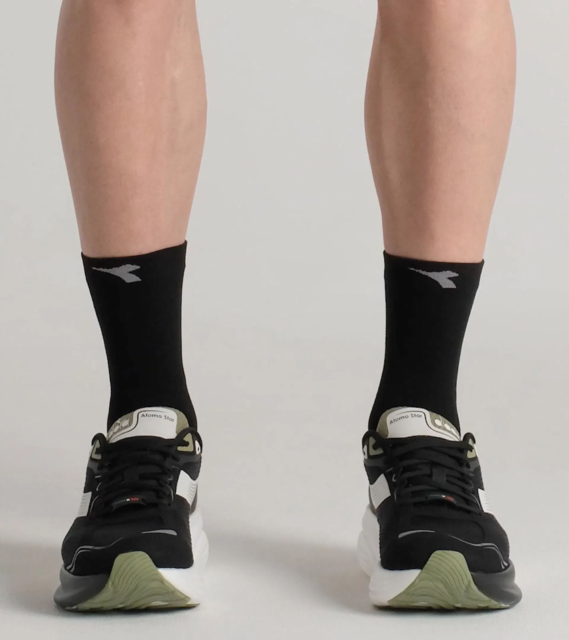 Diadora Atomo Star Black/White/Humus