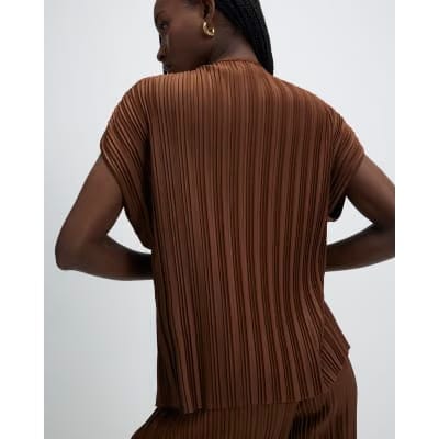 Brown Plisse Short Sleeve Top