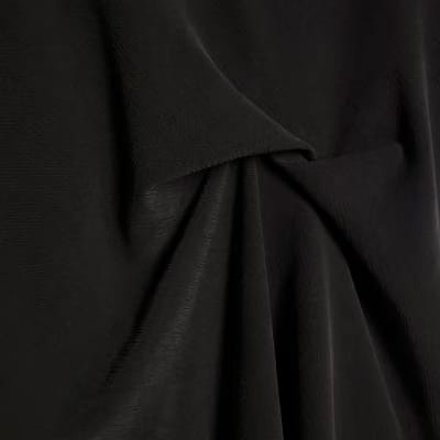 Black Short Sleeve Gathered Side Top