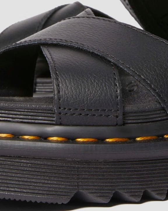 Dr Martens Voss Ii - Black