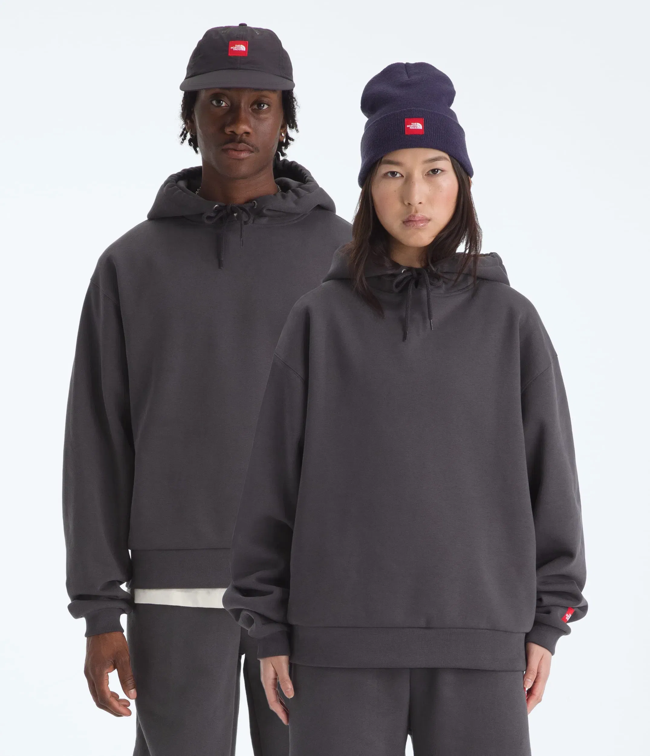 The North Face Men’s TNF™ Red Box Hoodie Obsidian