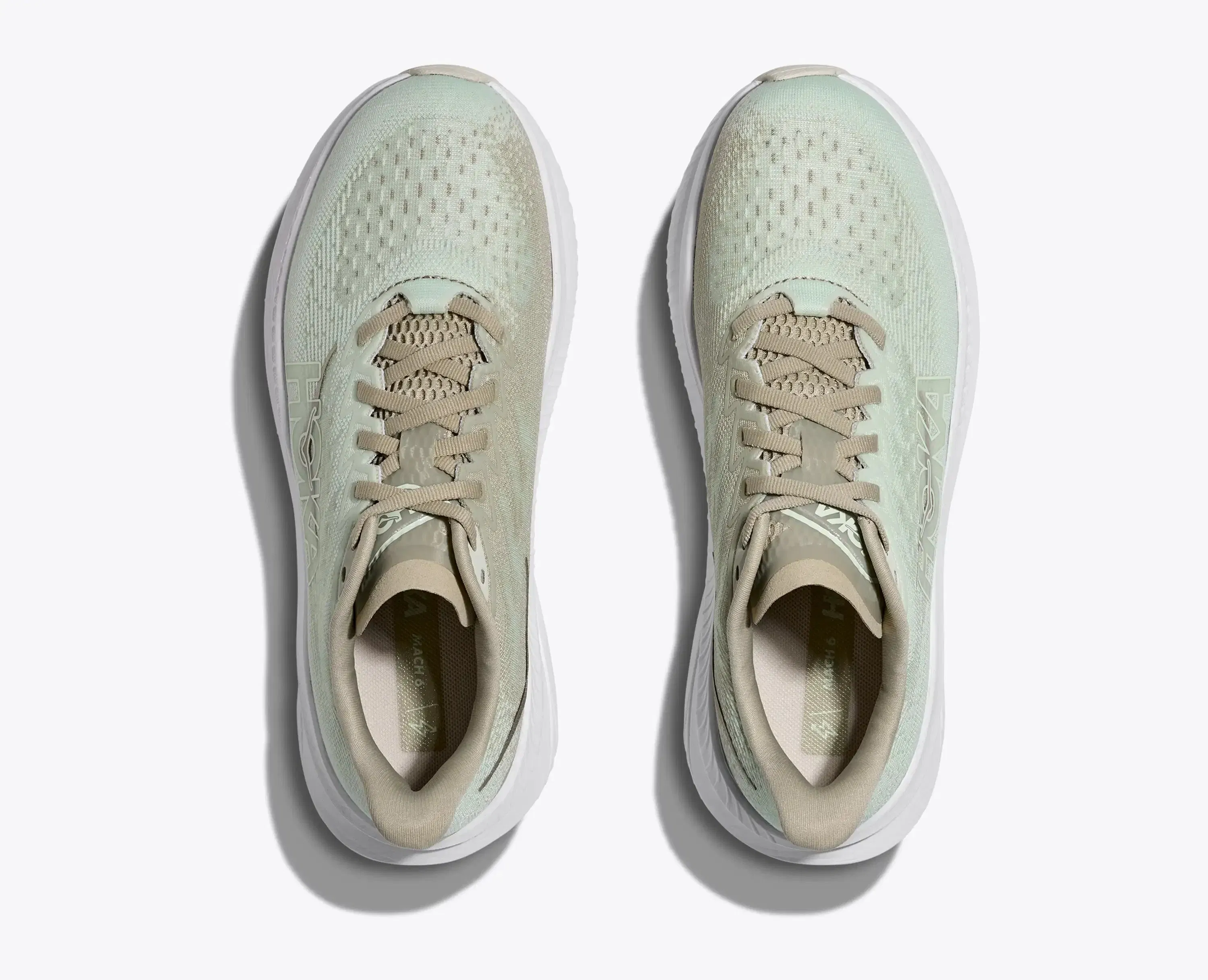 Hoka Women'S Mach 6 Oyster Mushroom Truffle Salt