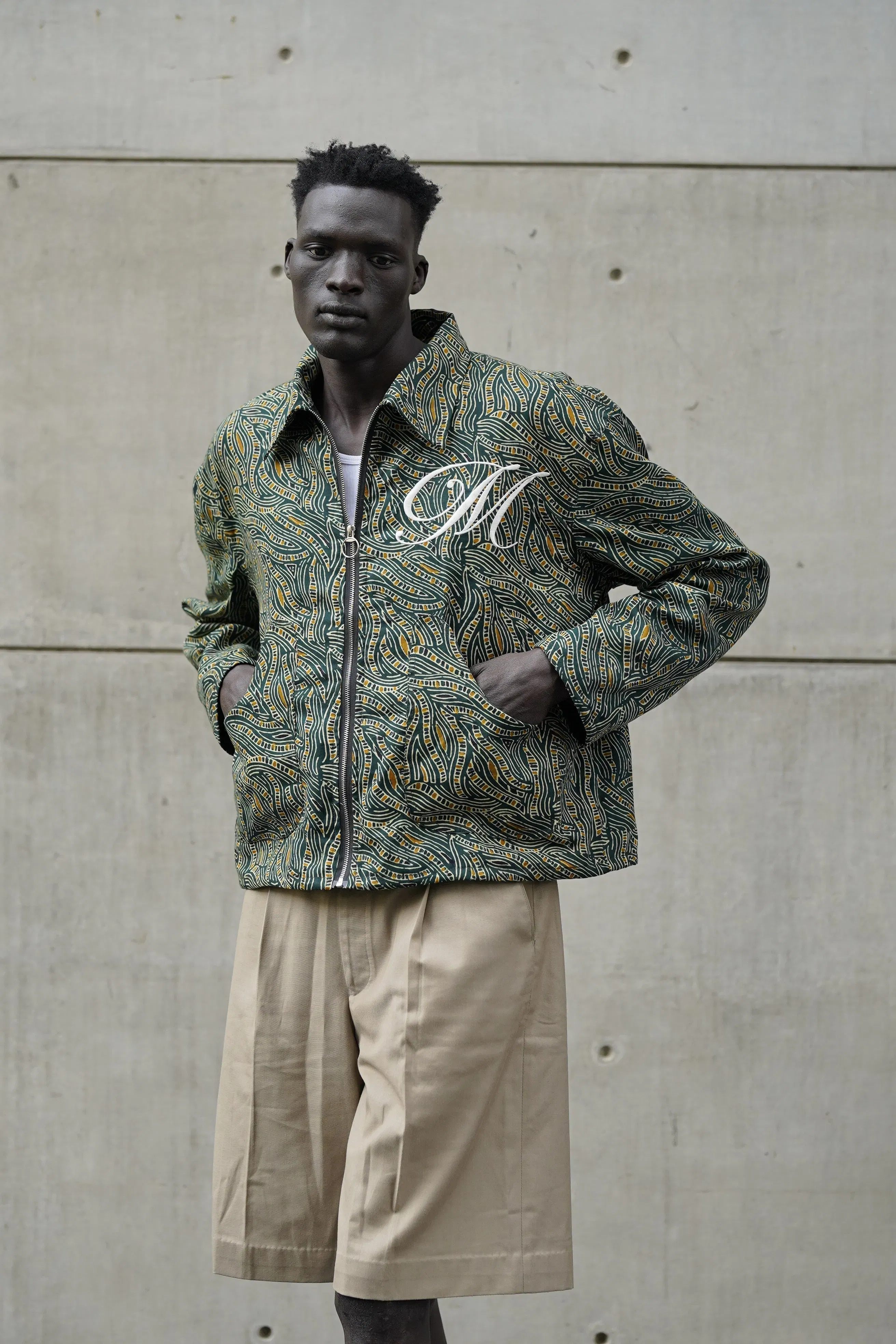 THE SAANP JACKET IN FOREST GREEN