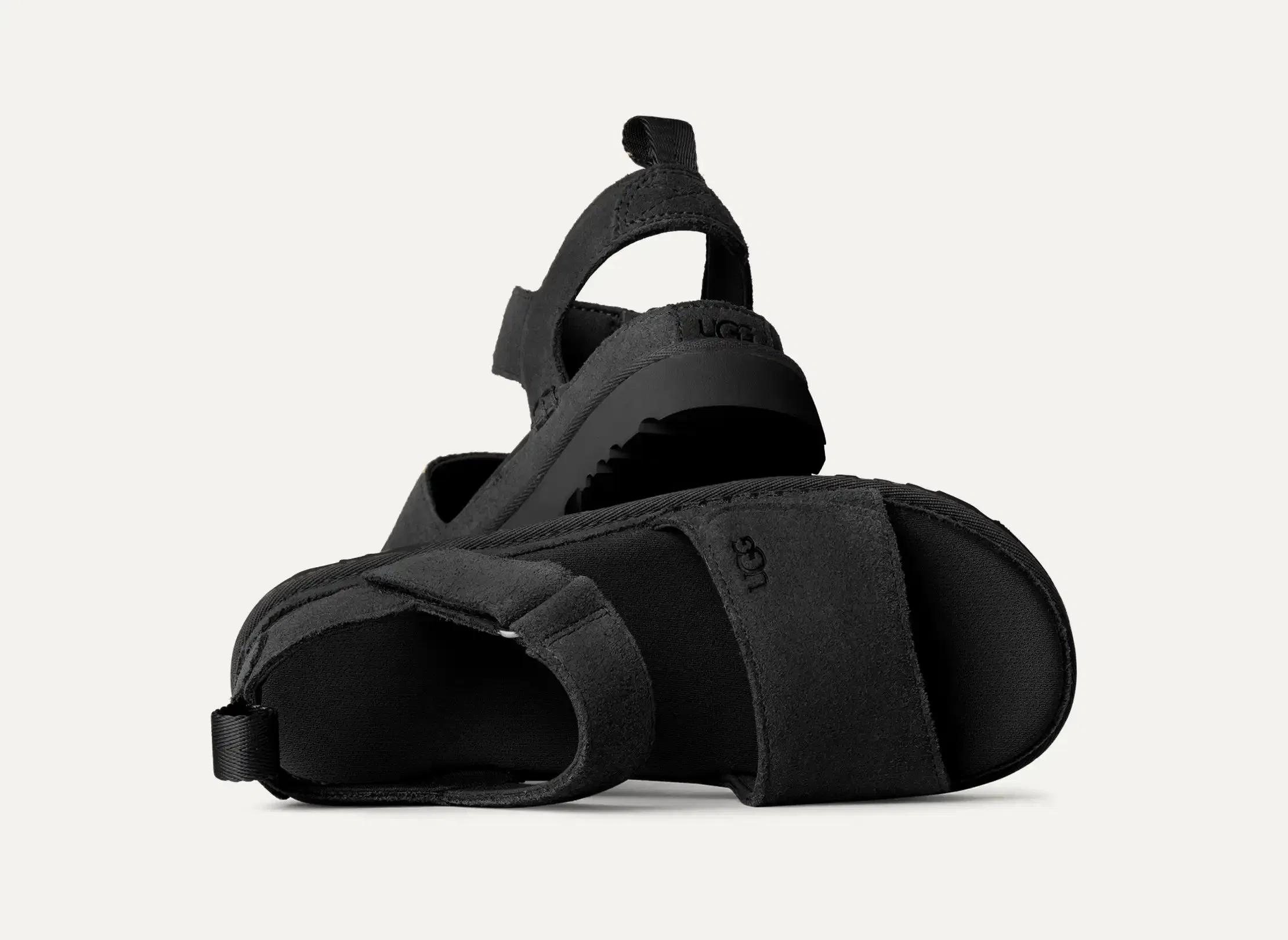 Ugg Goldenstar Black