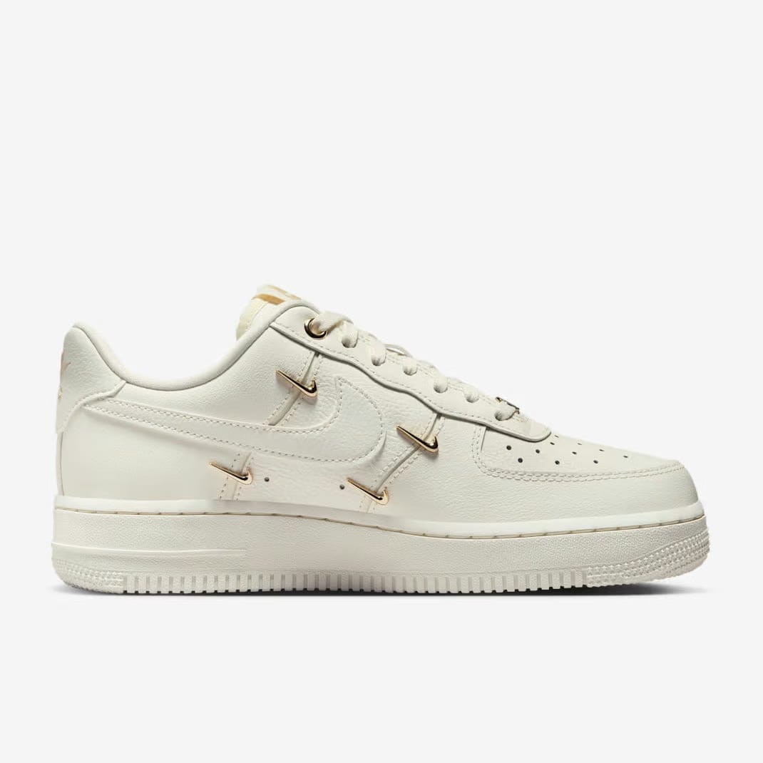 Nike Air Force 1 '07 LX Women's Shoes
