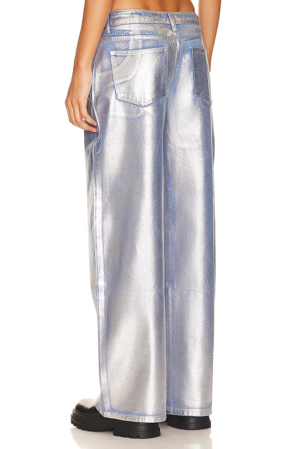 superdown Aisha Jean in Metallic Silver
