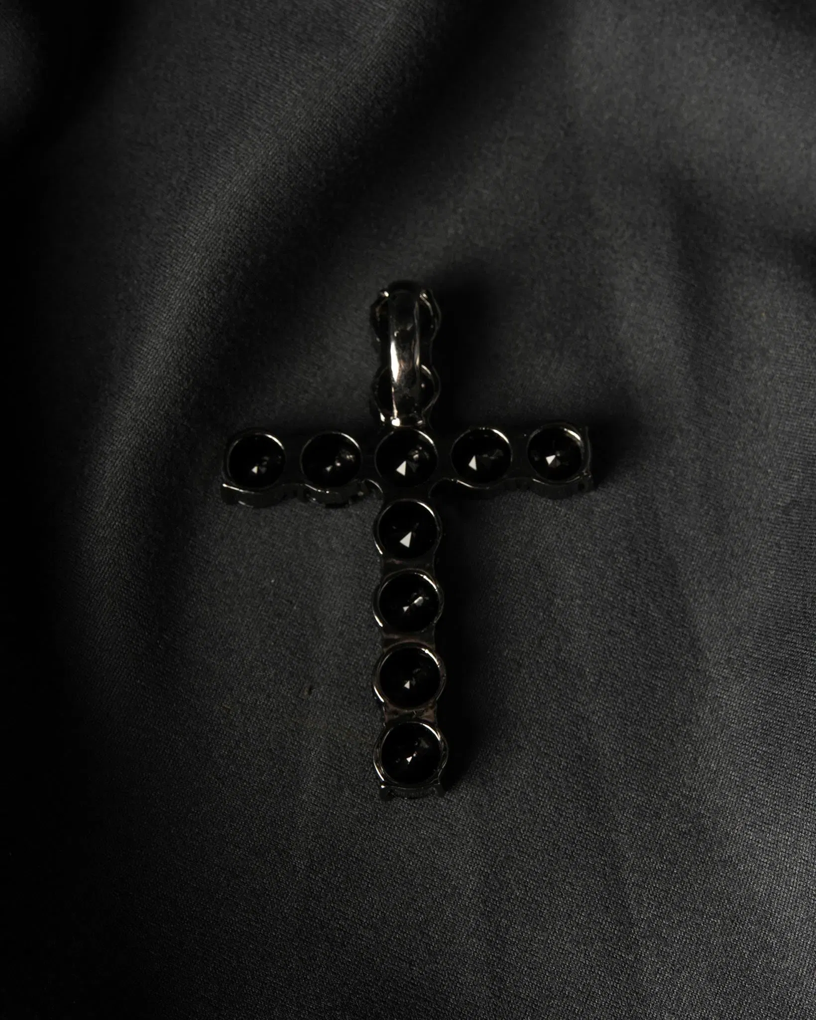 Manaca Midnight Cross Pendant