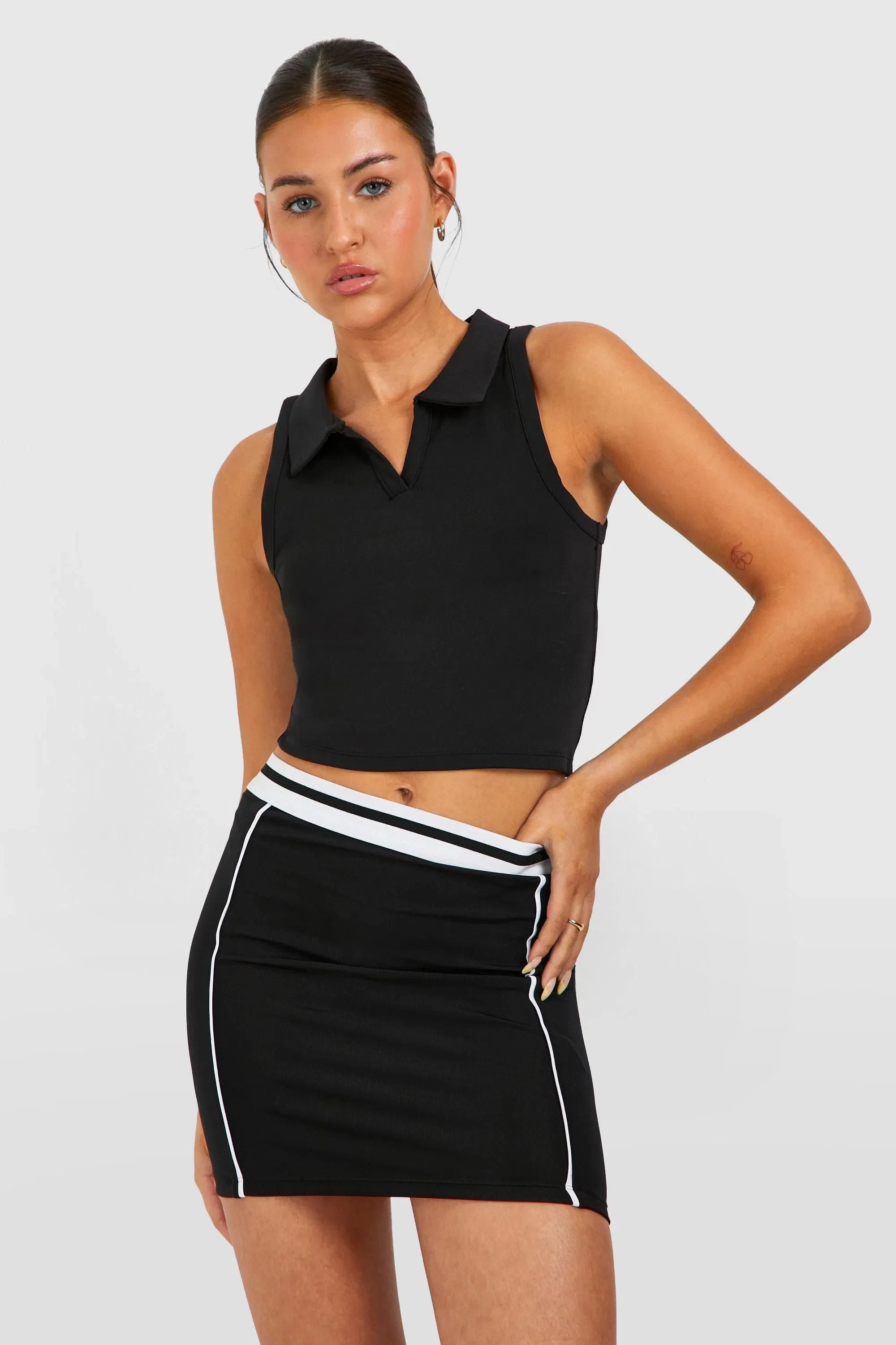 Active Fabric Contrast Waistband Piping Skirt
