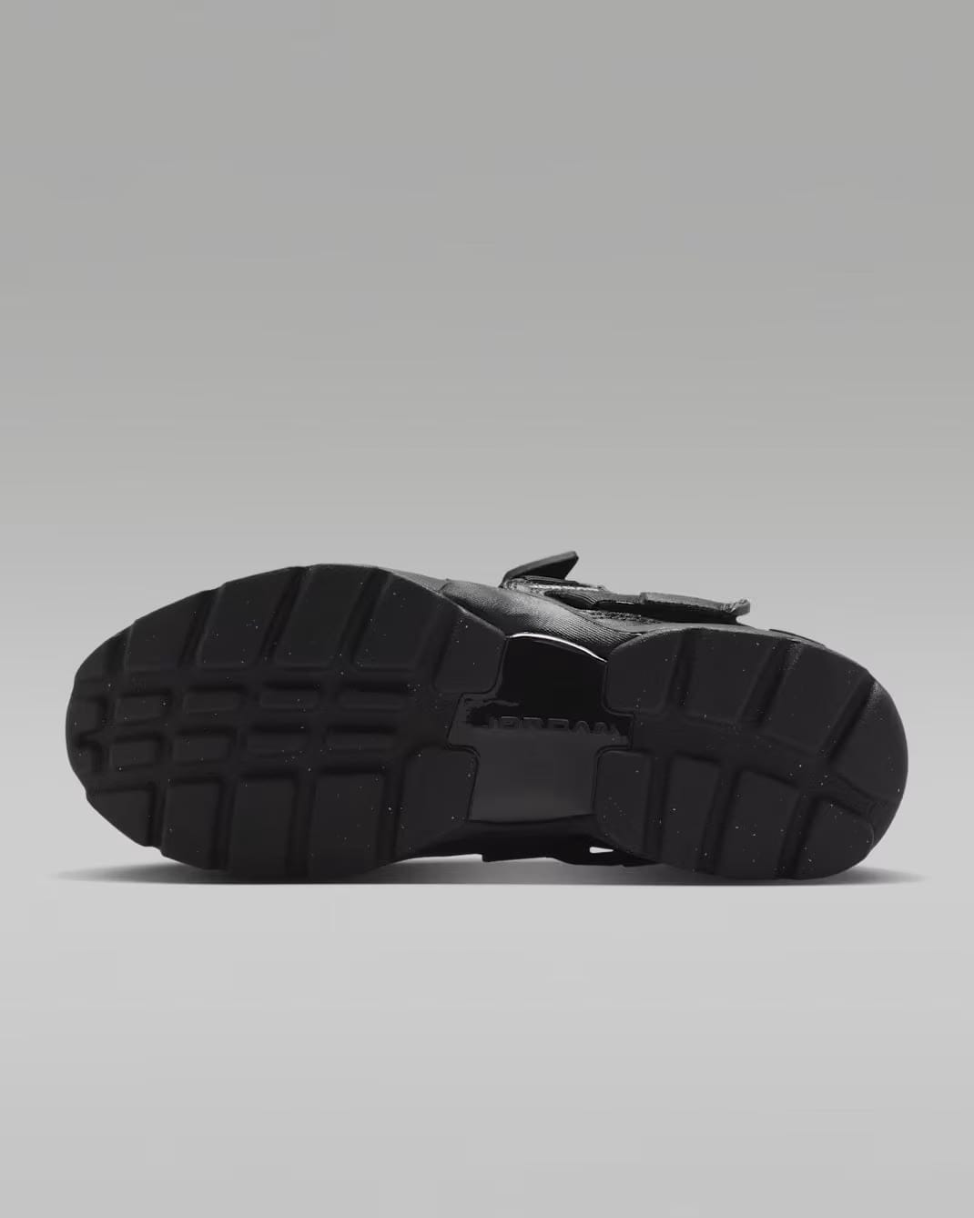 Air Jordan Wmns Jordan Trunner LX 'Triple Black'