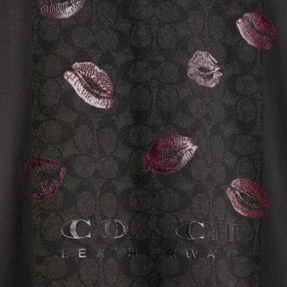 Restored Signature Square Kiss Print T-Shirt