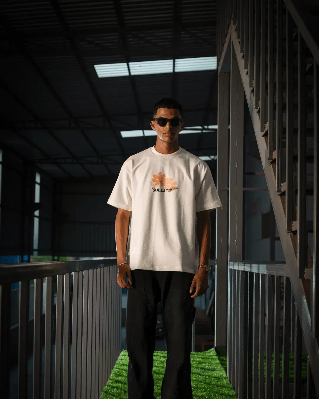 KISS OF NECTAR WHITE T-Shirt