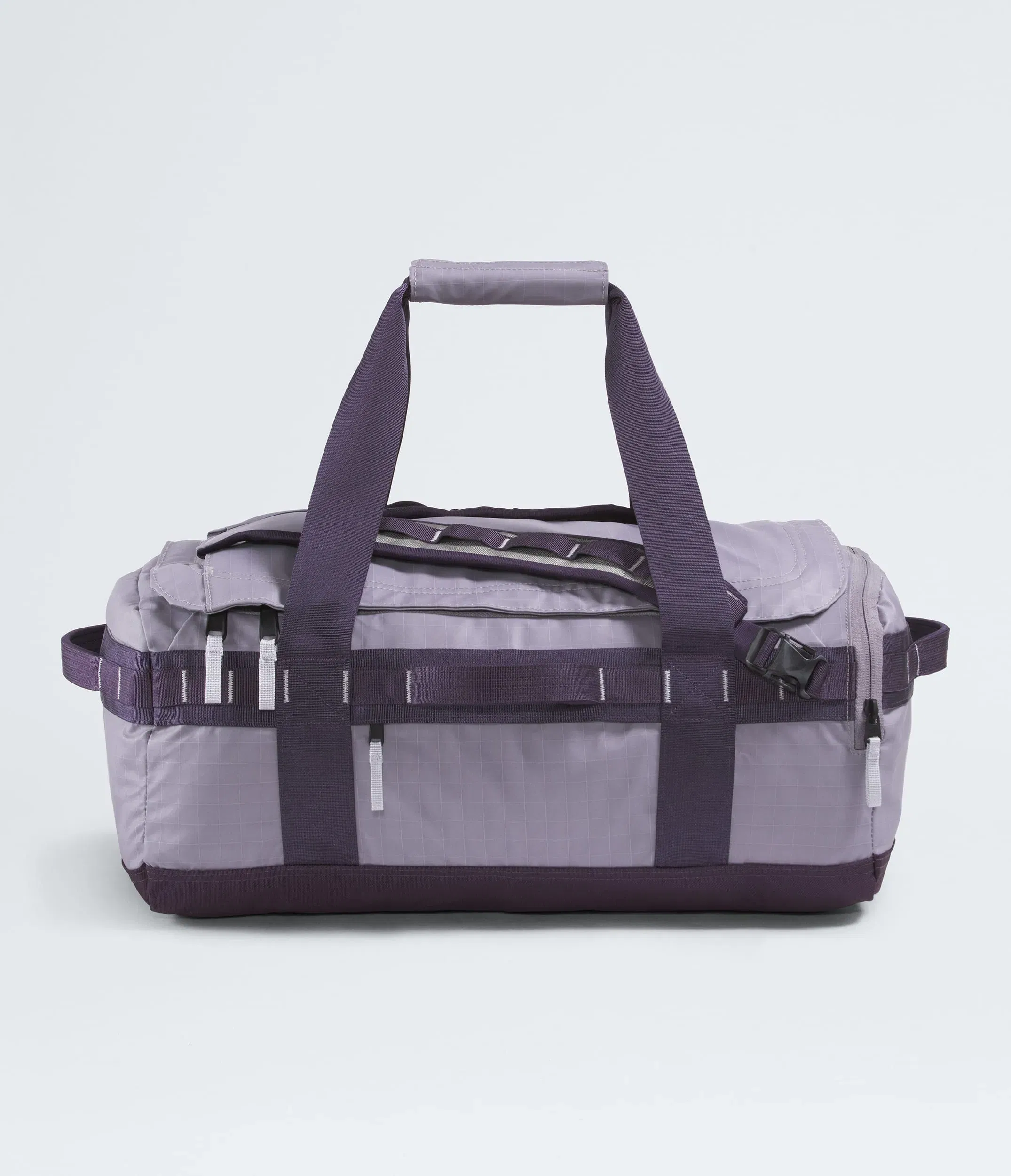 The North Face Base Camp™ Voyager Duffel—42L Transcendent Grey