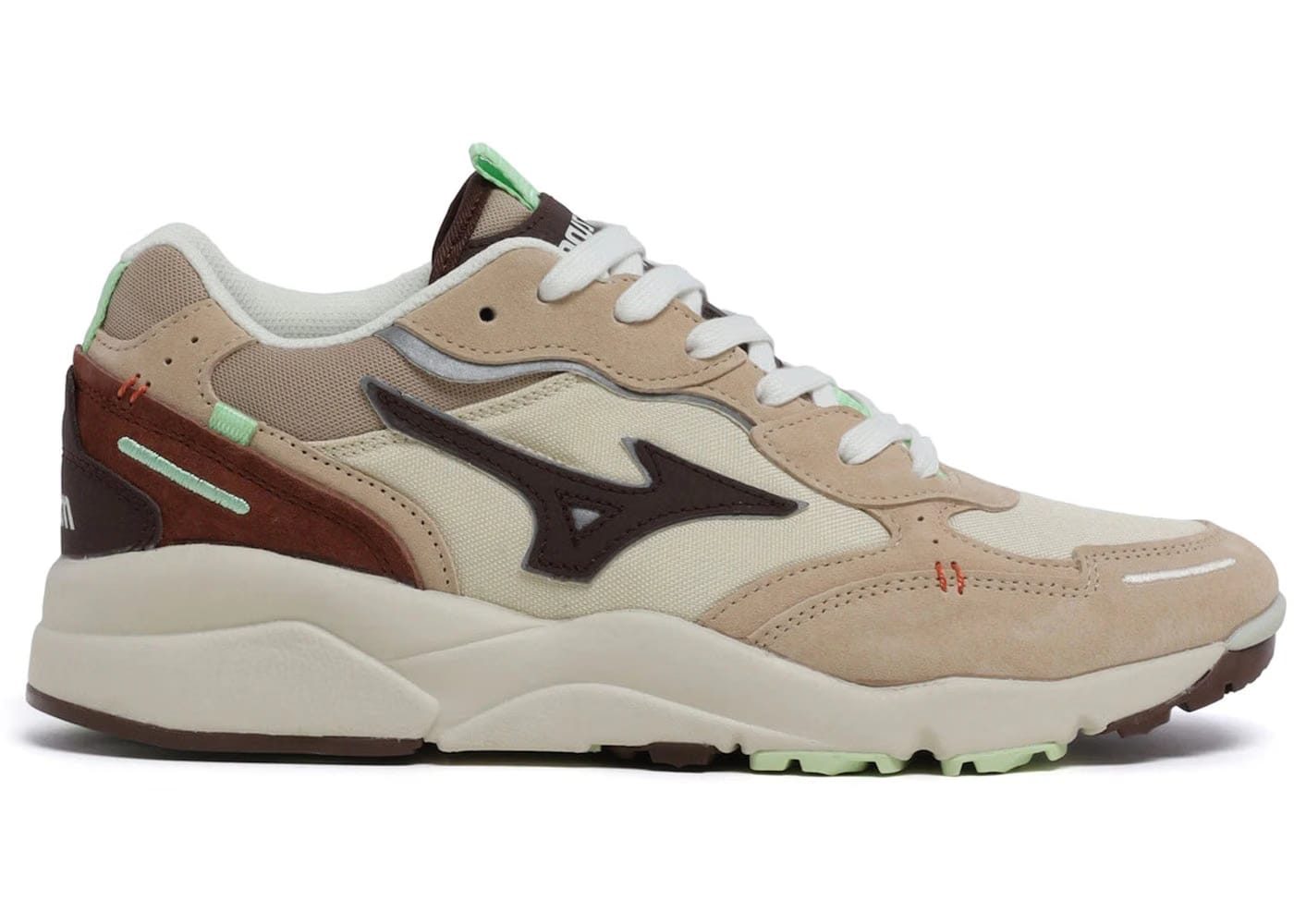 Mizuno Sky Medal Beta Summer Sand Chicory Coffee Mojave Desert